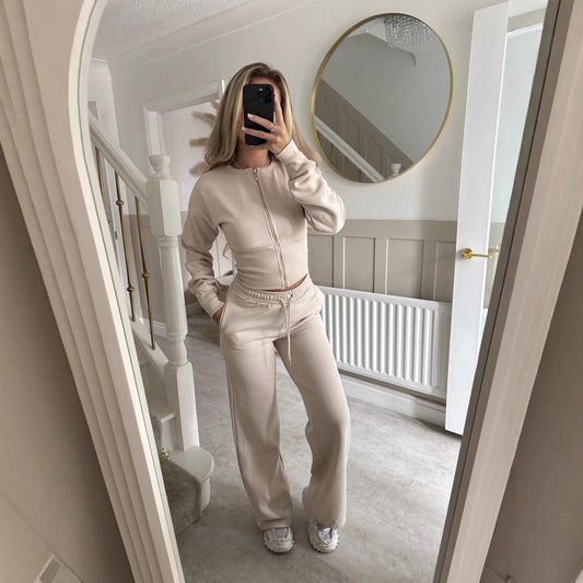 Melissa - Tracksuit