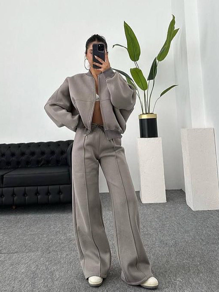 Isabella - Tracksuit