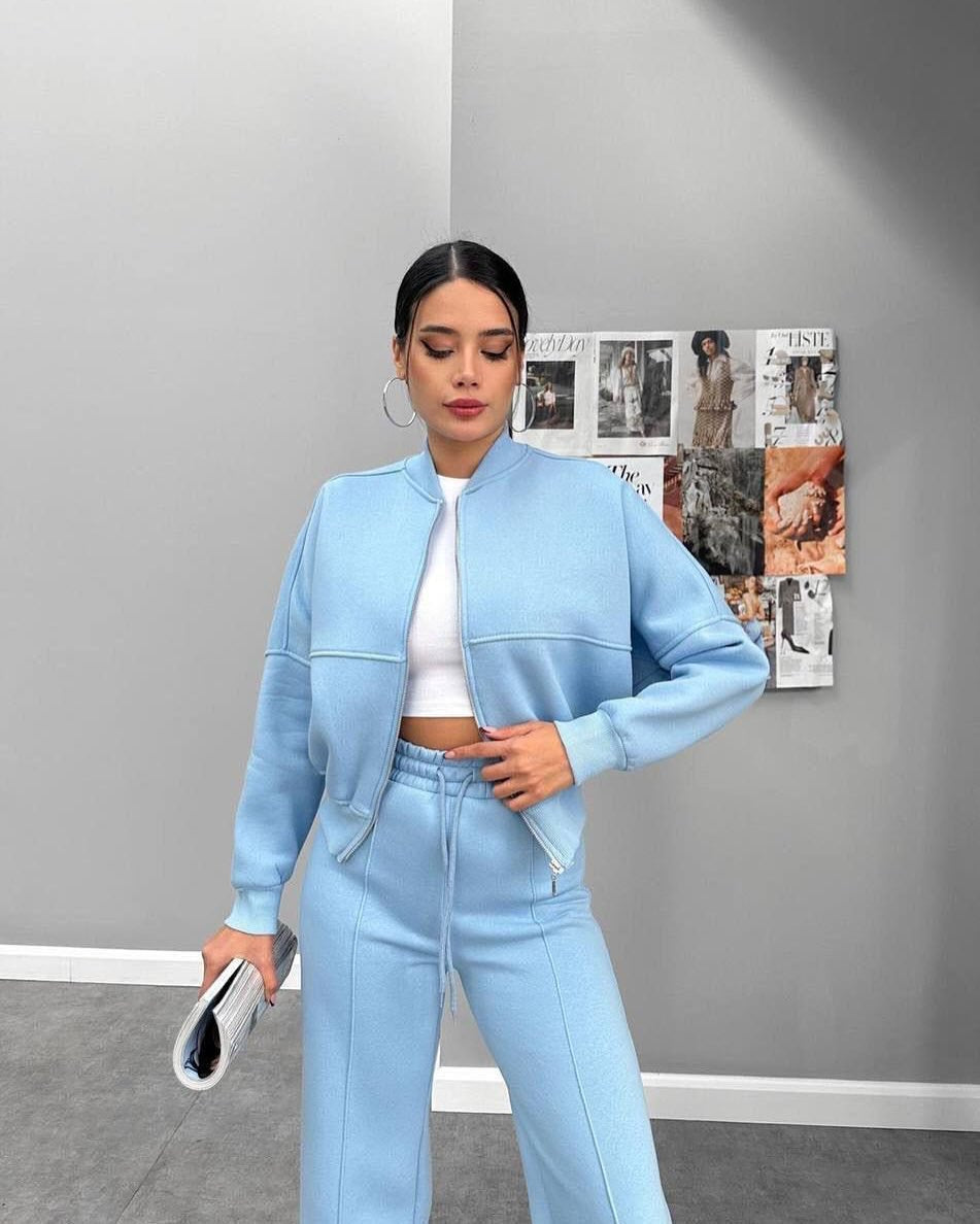 Isabella - Tracksuit