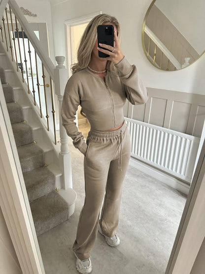 Melissa - Tracksuit