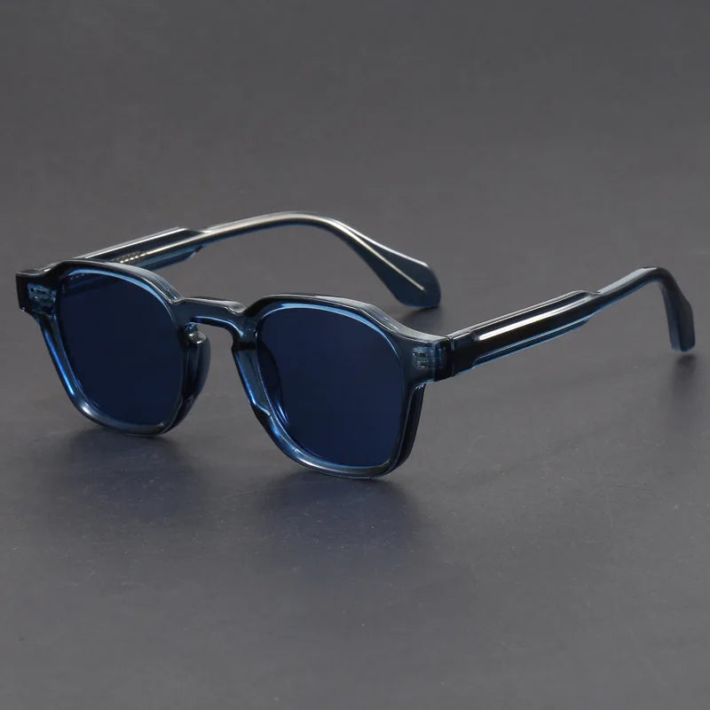 Elliot  Shades