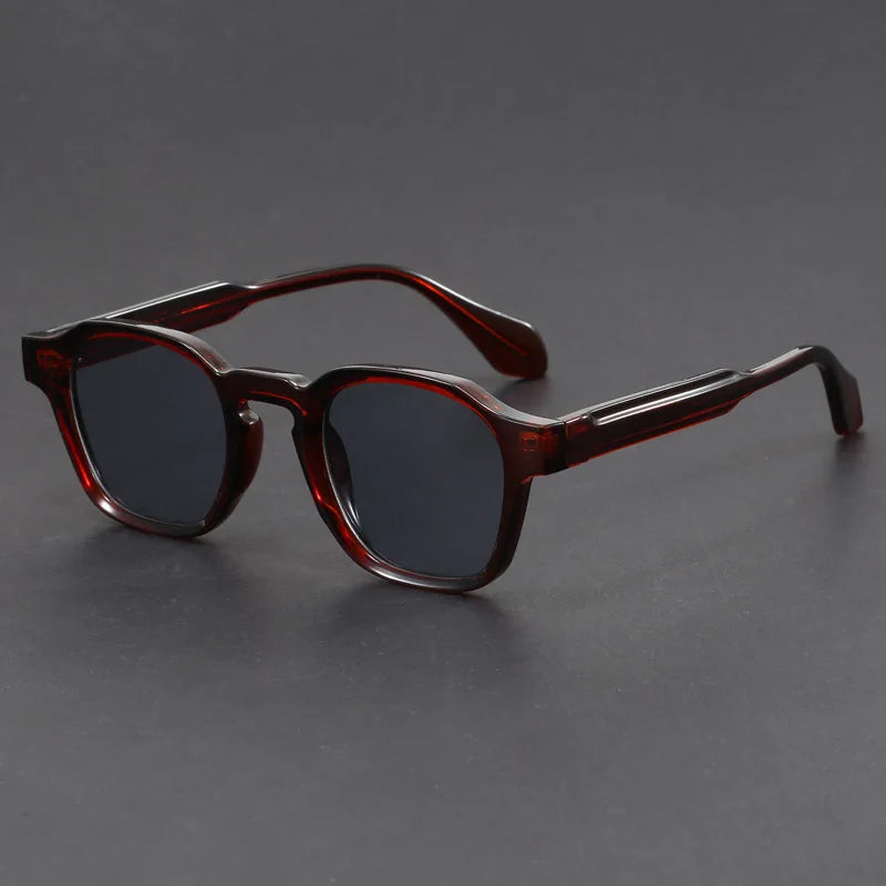 Elliot  Shades