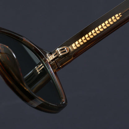 Elliot  Shades