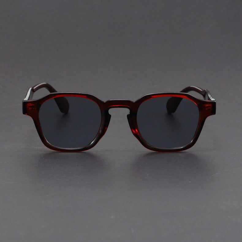 Elliot  Shades