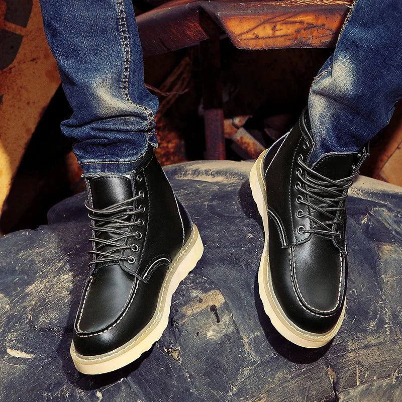 Chris - Boots