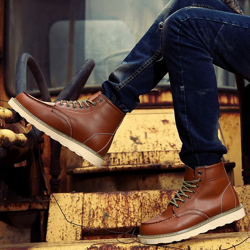 Chris - Boots