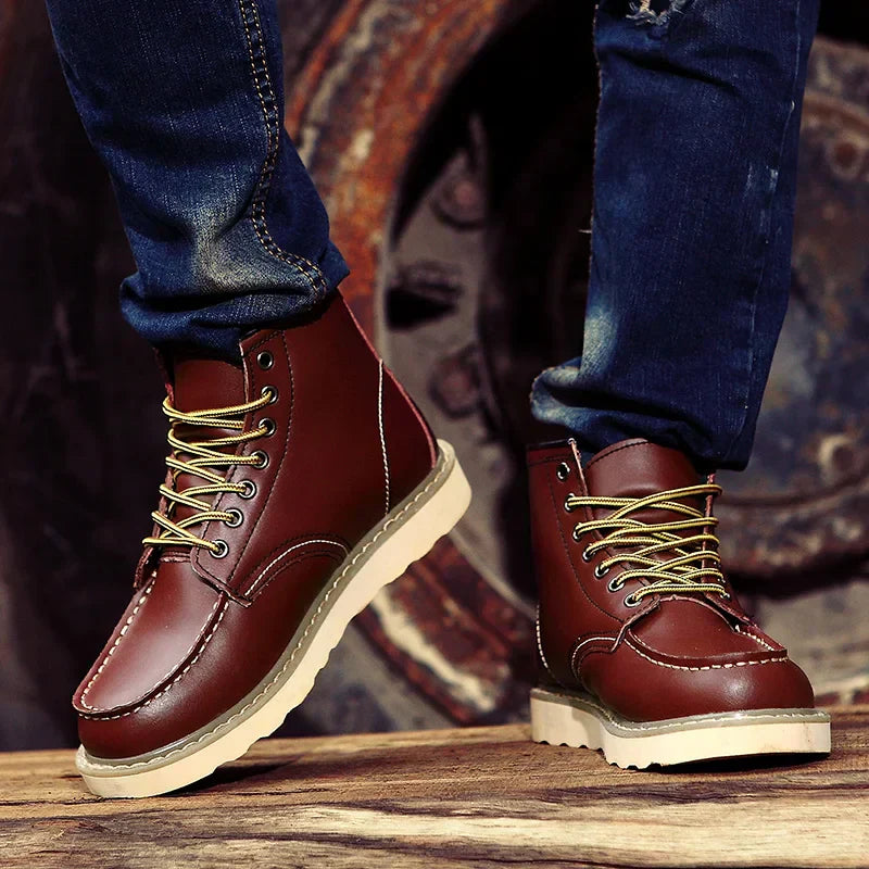 Chris - Boots