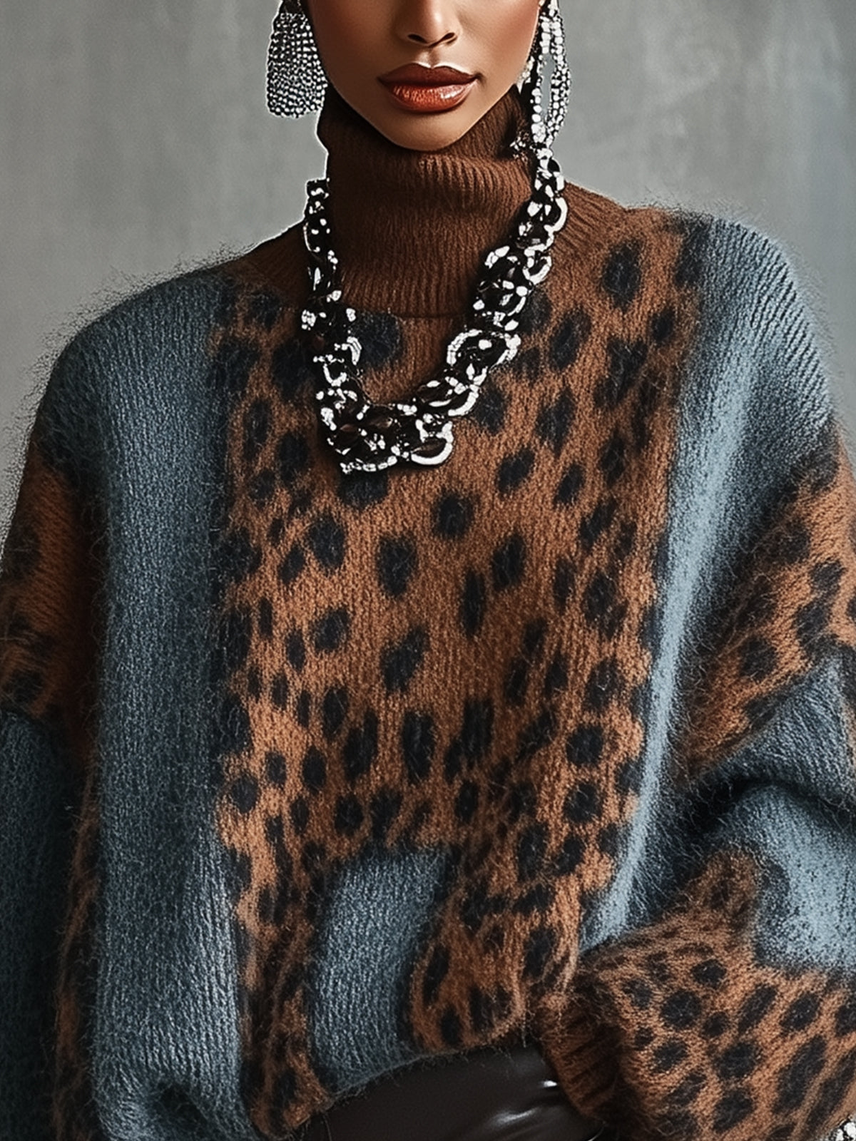 Samantha - Leopard Turtleneck Sweater